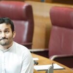 El conseller de Educación Vicent Marzà antes de intervenir en Les Corts Valencianes
