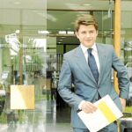 El comité cree que la querella popular impide la «solución política» del ERE