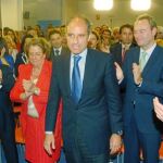El presidente Francisco Camps, arropado por el partido en el último Comité Directivo Regional
