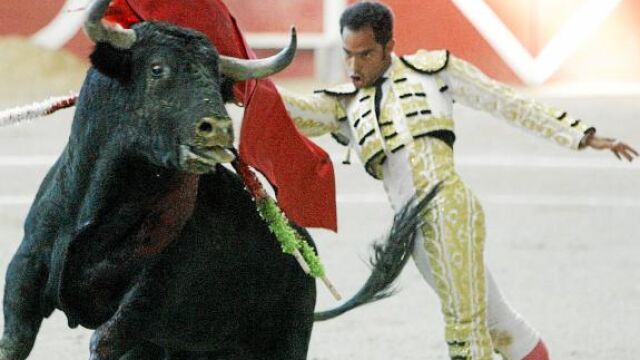 Bolívar indulta un toro de El Torreón en la segunda de feria en La Coruña