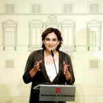 La alcaldesa de Barcelona, Ada Colau, tras su reciente encuentro con Artur Mas.