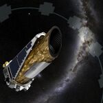Fotografía de archivo de la NASA fechada el 18 de diciembre de 2014 que muestra una maqueta del telescopio espacial Kepler.