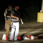 Un hombre se encuentra en estado crítico tras resultar herido en un tiroteo con la Policía al término de la jornada de manifestaciones con motivo del primer aniversario de la muerte del joven negro Michael Brown
