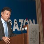 Juan Manuel Santos: «Hay una campaña sucia para desprestigiar a Uribe»