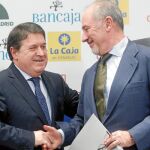 Rodrigo Rato, junto a José Luis Olivas