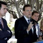 El presidente del PP, Mariano Rajoy, junto al presidente del PP canario, José Manuel Soria; el candidato canario a las próximas elecciones europeas, Gabriel Mato y la presidenta popular en Gran Canaria, María Australia Navarro