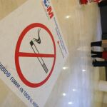 Prohibido fumar en los jardines de los hospitales