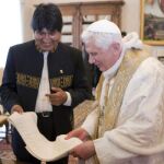 El Papa recibe a Evo Morales durante 25 minutos