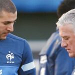 Benzema y Deschamps, en un entrenamiento de Francia