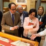 El delegado de la Junta, Manuel López y Carlos de la Casa inauguran la exposición temporal ‘Los clásicos hablan de Numancia’ en el Archivo Histórico de Soria