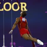Rayderley Zapata, durante la ejecución de su ejercicio en la final