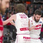 Shurna y Dubljevic celebran la décimosexta victoria del Valencia
