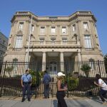 Vista del edificio que alberga la Sección de Intereses de Cuba, y que fue la primera embajada cubana en Estados Unidos en 1961, en Washington