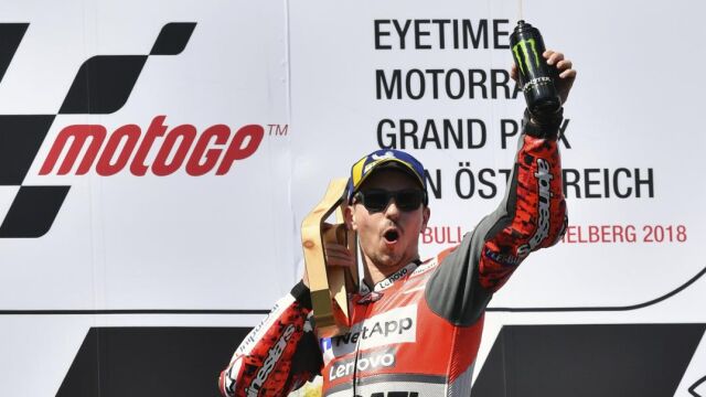 Jorge Lorenzo celebra la victoria