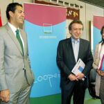 José Antonio de Santiago-Juárez, María de Diego y Alberto de Castro presentan el Foro Coopera en Zamora