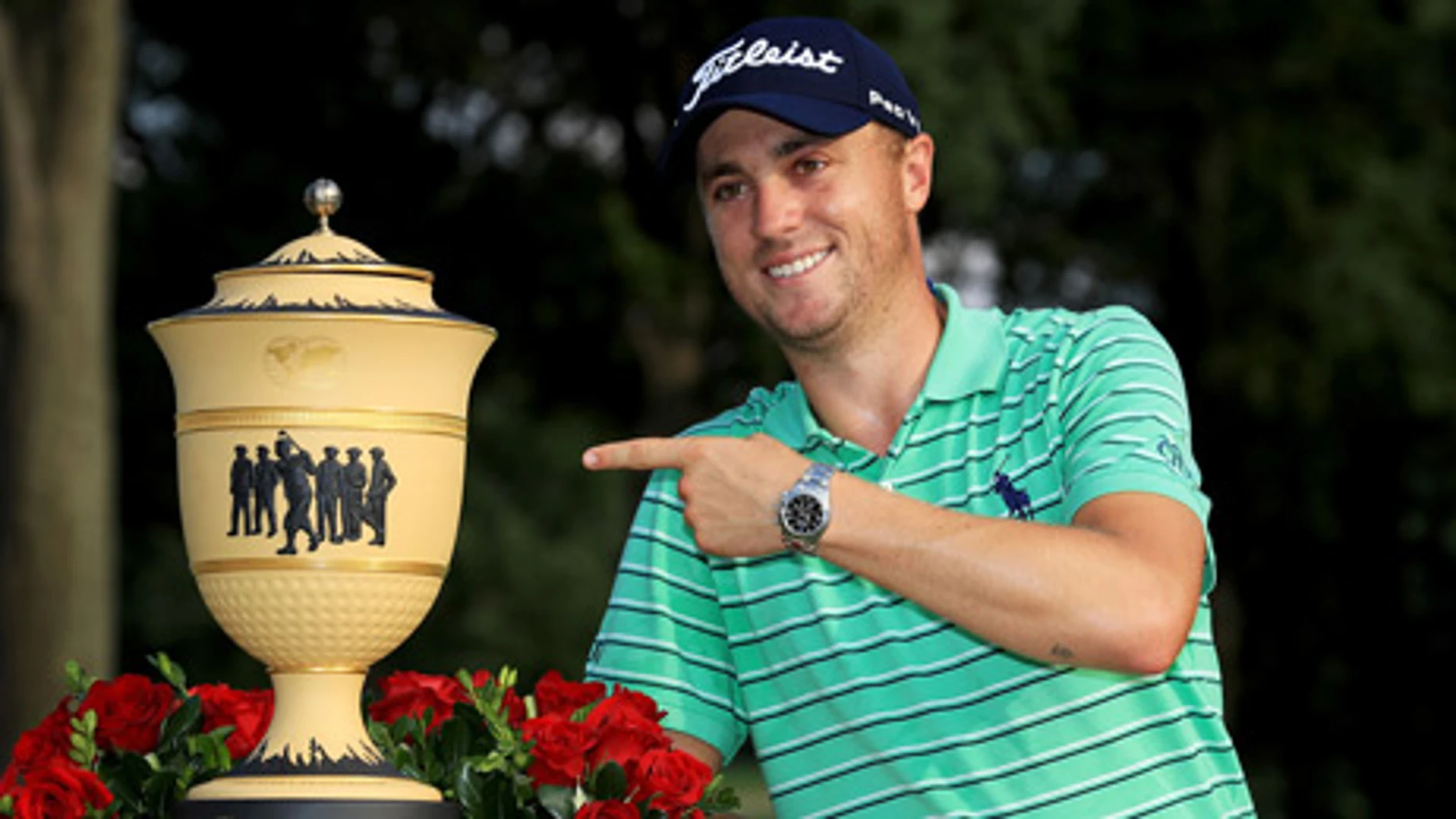 Justin Thomas, con el trofeo