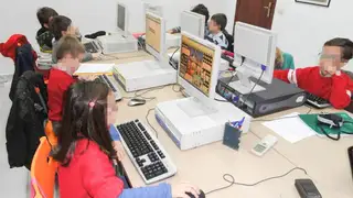 Varios niños con altas capacidades en una de las actividades Varios niños con altas capacidades en una de las actividades