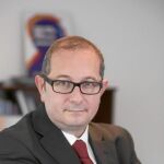 Presidente de Societat Civil Catalana. Este catedrático afable de Derecho Internacional Privado por la UAB toma las riendas de la plataforma no soberanista tras el relevo de Josep Ramon Bosch.