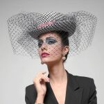 Chapeau! por el sombrero