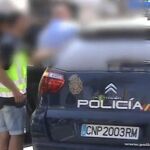Los arrestados, cinco hombres de entre 23 y 29 años y una chica de 15 años, trataron de captar chicas menores de edad.