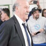 Del Bosque intenta renovar el centro de la defensa de La Roja