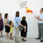 El alcalde de La Unión, Francisco Bernabé, durante la inauguración de la calle dedicada a Pencho Cros