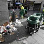 Madrid sólo tiene seis barrenderos nuevos en la calle