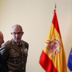 El Director del CNI Féliz Sanz Roldán (i), y el JEMAD Fernando Alejandre Martínez (d)