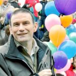 Ibarretxe, tras aprobar su plan de independencia en la Cámara vasca, lo llevó al Congreso de los Diputados, donde fue tumbado