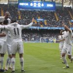 Cristiano Ronaldo persigue al defensa del Deportivo, Manuel Pablo.