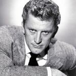 El centenario de Kirk Douglas cerrará los ciclos del año, que también homenajeará a Gregory Peck, Bernard Tavernier o Wim Wenders