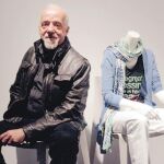 Paulo Coelho: «Me he caído muchas veces, pero siempre me levanto»