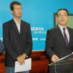 Vicente Martínez-Pujalte, Juan Carlos Ruiz, José Gabriel Ruiz y Monica Meroño, durante la presentación de los actos informativos que tendrán lugar por toda la Región sobre los PGE