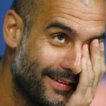 Guardiola entrena y el club ficha, puntualiza Rummenigge