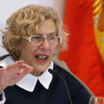 Manuela Carmena tiene dos pisos