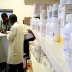 Farmacia de la clínica. © Jess Cosby
