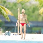 El «topless» sin edad de jubilación