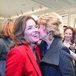 La alcaldesa de Madrid, Ana Botella, junto a Esperanza Aguirre, ayer por la mañana