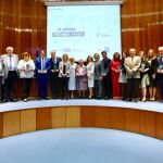 Foto de familia de los premiados.