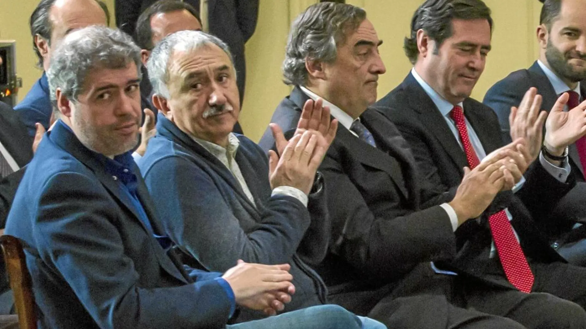 Los líderes sindicales y los representantes de los empresarios están muy cerca del acuerdo