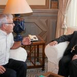 Cañizares y Ribó durante su encuentro ayer en el Ayuntamiento