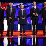 (i-d) El exsenador por Virginia Jim Webb, el senador por Vermont Bernie Sanders, la exsecretaria de Estado Hillary Clinton, el exgobernador de Maryland Martin O'Malley y el exgobernador de Rhode Island Lincoln Chafee