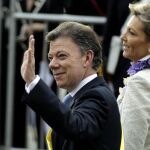 Santos, acompañado de su mujer, tras la toma de posesión