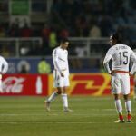 Gerardo Flores (15) lamenta tras el final del partido