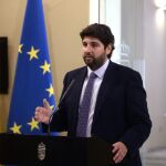 El presidente de la Región de Murcia, Fernando López Miras, ayer durante la comparecencia en la que nombró los cambios que realizará en el Gobierno de cara a las próximas elecciones