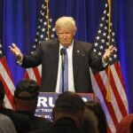 El candidato republicano a la presidencia de Estados Unidos, Donald Trump
