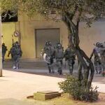 Más de 40 efectivos ya estaban preparados ante posibles protestas.