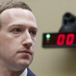 El fundador y presidente ejecutivo de Facebook, Mark Zuckerberg, en su comparecencia ante el comité de Energía y Comercio de la Cámara de Representante