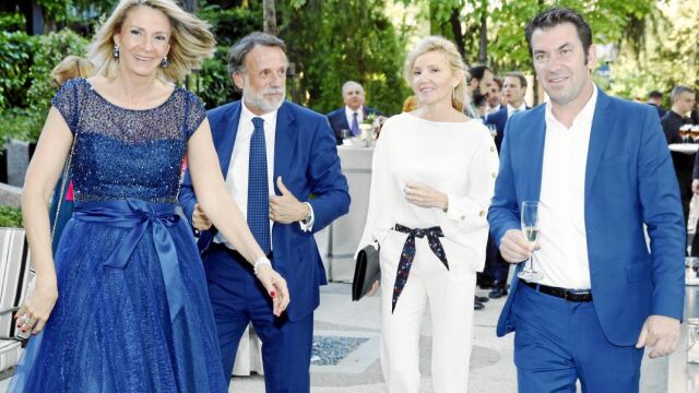 Falcó, José Creuheras, presidente del Grupo Planeta, Columna Martí y Arturo Valls