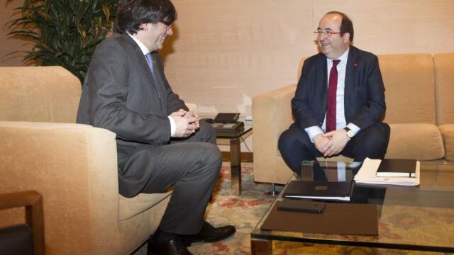 Carles Puigdemont ha recibido al primer secretario del PSC, Miquel Iceta.